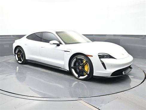 Used 2020 Porsche Taycan Turbo S image 25