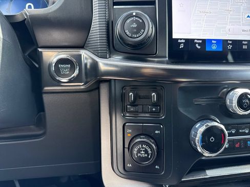 Used 2025 Ford F150 Platinum AWD/4WD image 28