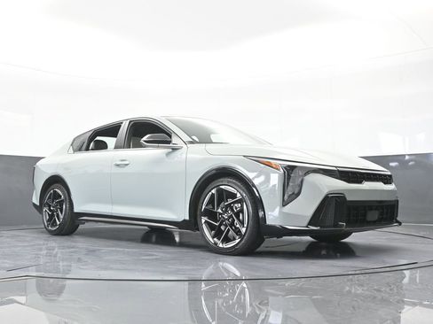 Used 2025 Kia K4 GT-Line w/ GT-Line Premium Package FWD image 69