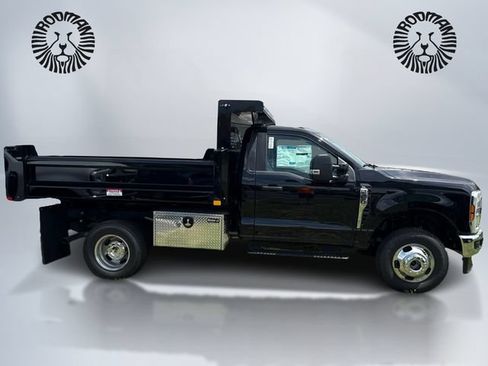 New 2026 Ford F350 XL w/ XL Chrome Package AWD/4WD image 5
