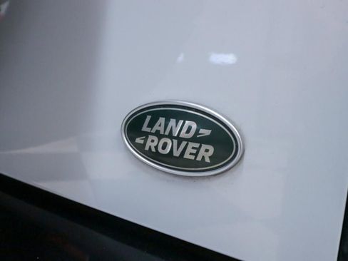 Used 2023 Land Rover Defender 110 V8 image 37