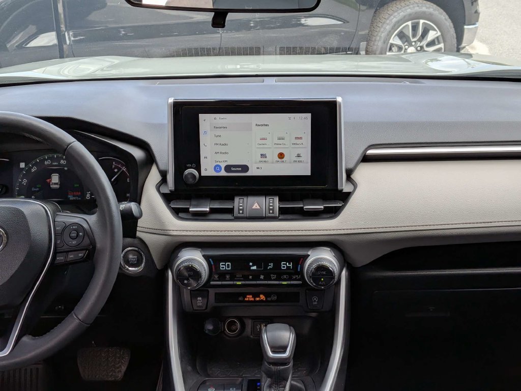 Used 2023 Toyota RAV4 XLE Premium FWD image 18