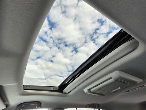 Used 2018 Honda Pilot EX-L image 2