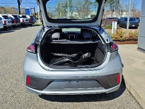 Used 2021 Hyundai Ioniq Limited FWD image 8
