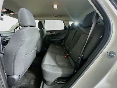 Used 2026 Kia Sportage LX FWD image 27
