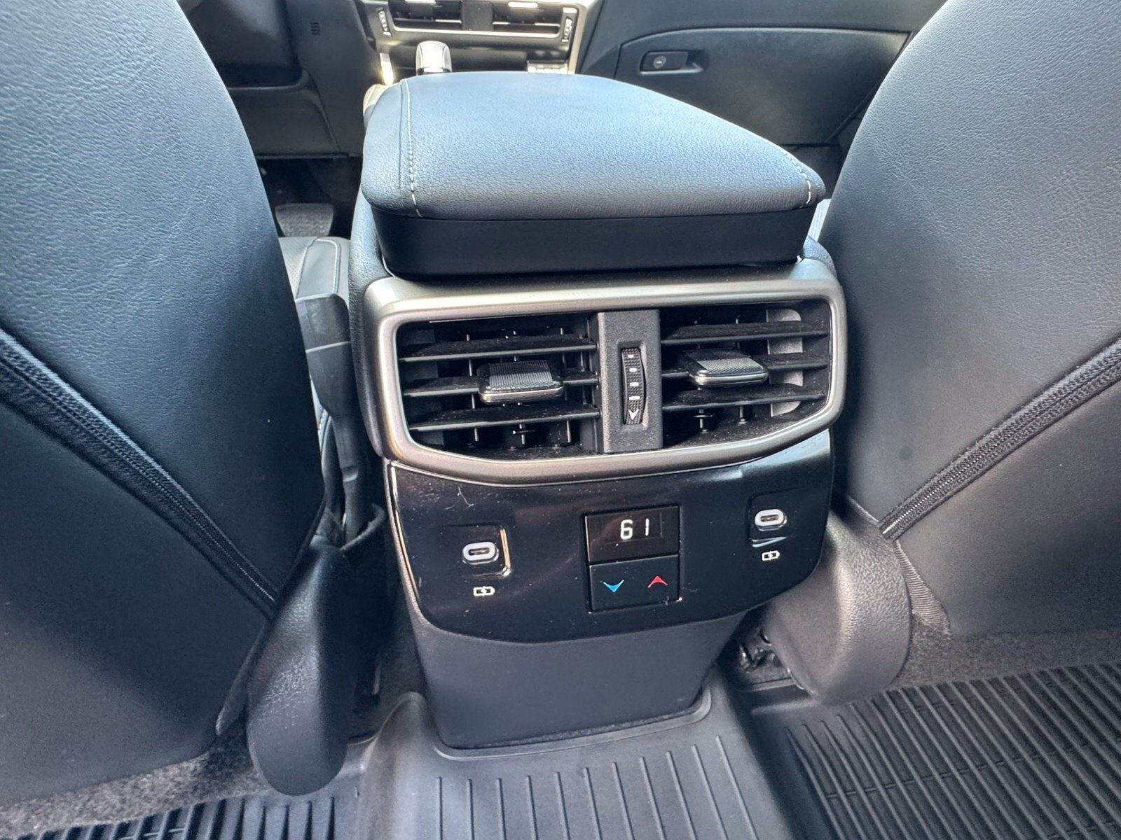 Used 2024 Lexus RX 350 Premium Plus w/ Convenience Package FWD image 26