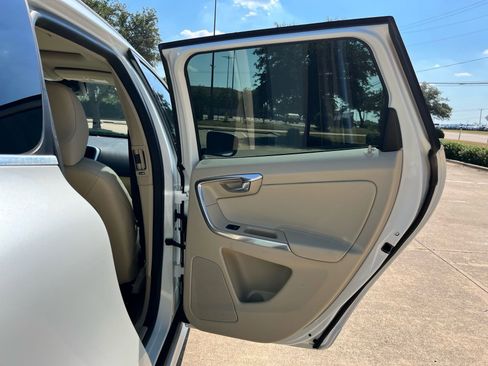 Used 2015 Volvo XC60 T5 Premier Plus image 18