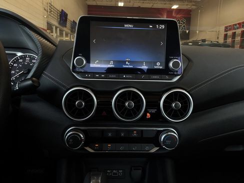 Used 2025 Nissan Sentra SV FWD image 25