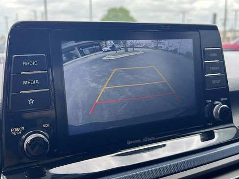 Used 2021 Kia Seltos S FWD image 16