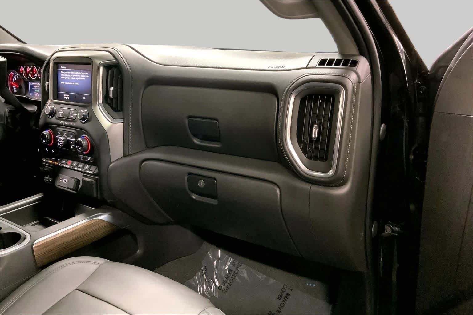 Used 2021 Chevrolet Silverado 1500 LT Trail Boss w/ Convenience Package II AWD/4WD image 19
