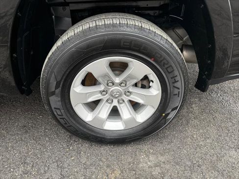 Certified 2021 RAM 1500 Laramie image 25