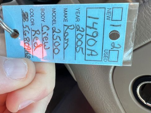 Used 2005 Dodge Ram 2500 Truck SLT image 22