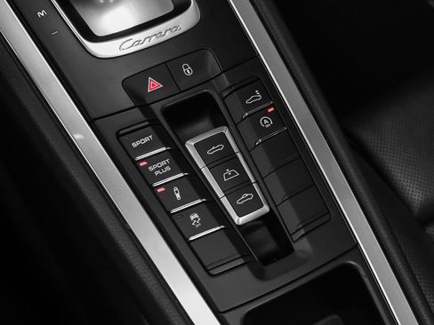 Certified 2015 Porsche 911 Carrera S RWD image 38