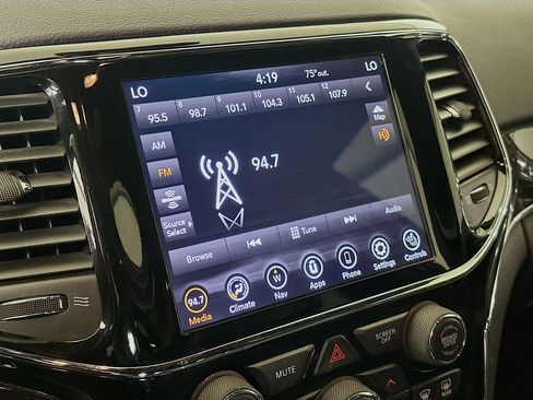 Used 2020 Jeep Grand Cherokee Trailhawk w/ Trailhawk Luxury Group image 21