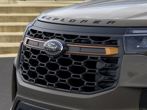 New 2026 Ford Explorer Tremor w/ Tremor Ultimate Package AWD/4WD image 17