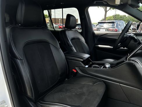 Used 2023 Jeep Grand Cherokee L Laredo RWD image 29