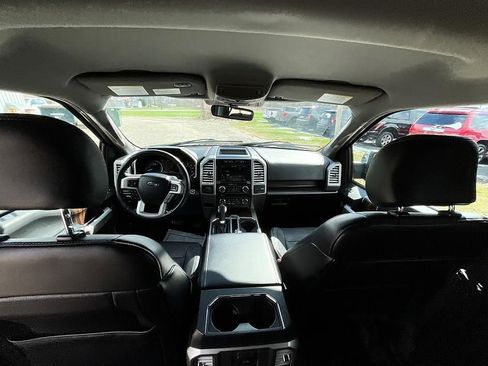 Used 2015 Ford F150 Lariat image 31