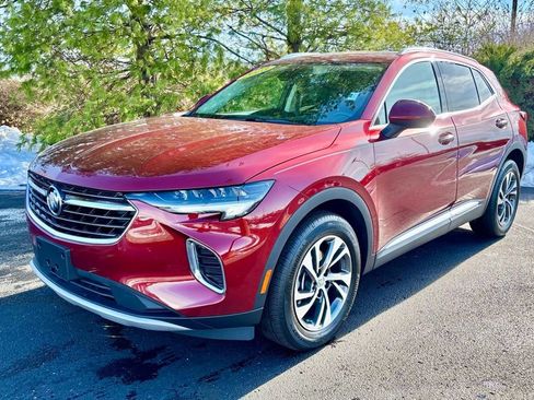 Used 2023 Buick Envision Essence image 3