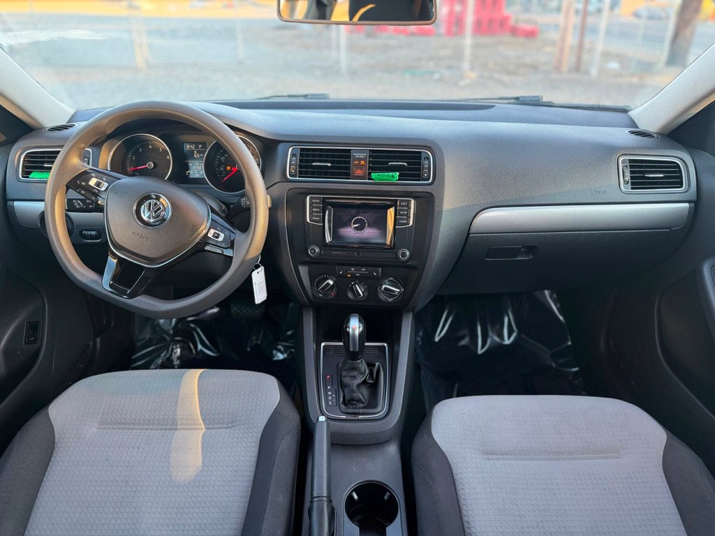 Used 2018 Volkswagen Jetta S FWD image 16