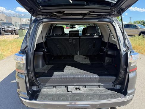 Used 2019 Toyota 4Runner Limited AWD/4WD image 14