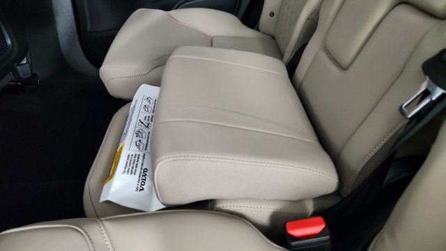 Used 2027 Volvo XC90 B6 Plus AWD/4WD image 32