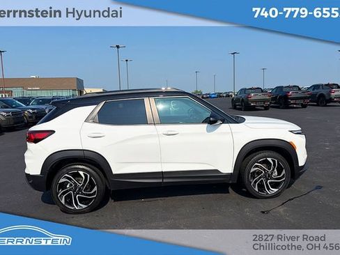 Used 2024 Chevrolet TrailBlazer RS AWD/4WD image 27