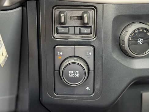 Used 2023 Ford F150 XL w/ XL Chrome Appearance Package AWD/4WD image 11