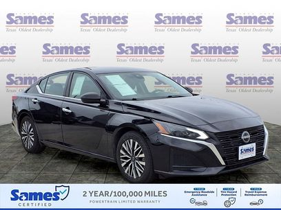 Used 2024 Nissan Altima 2.5 SV