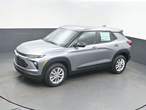 New 2026 Chevrolet TrailBlazer LS image 32