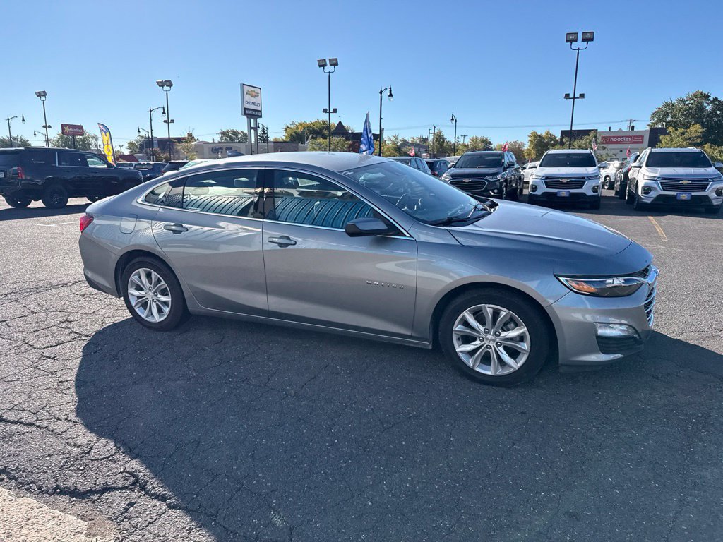 Used 2024 Chevrolet Malibu LT FWD image 8