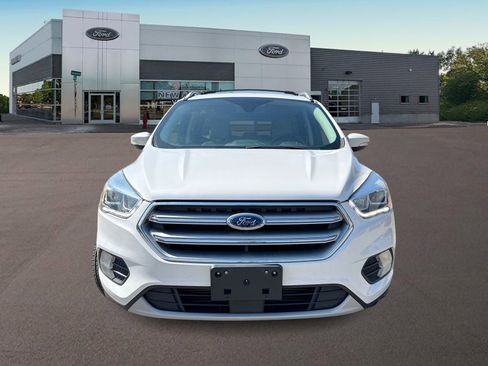 Used 2017 Ford Escape Titanium image 3