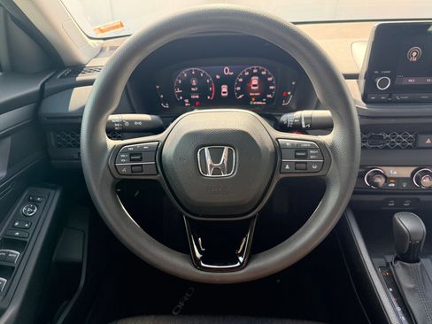 Used 2023 Honda Accord LX image 13