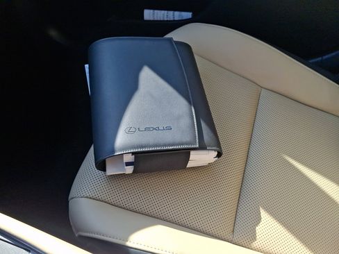 Certified 2021 Lexus ES 350 w/ Premium Package FWD image 27