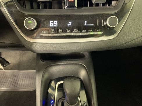 Used 2024 Toyota Corolla LE image 23