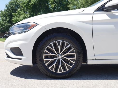 Used 2020 Volkswagen Jetta SE w/ SE Cold Weather Package FWD image 11
