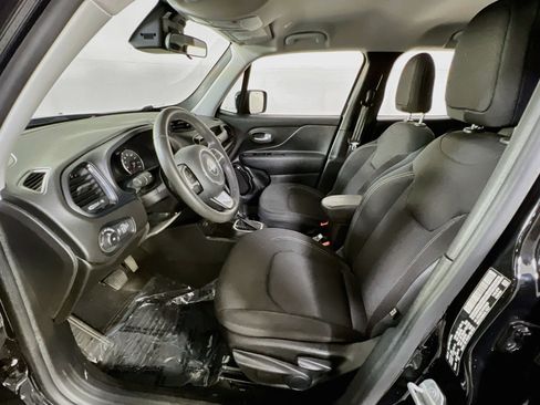 Used 2023 Jeep Renegade Altitude AWD/4WD image 19