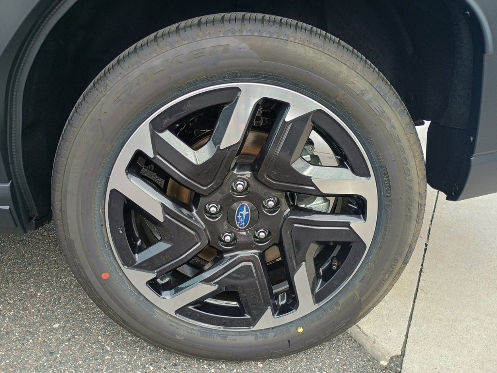New 2026 Subaru Forester Touring AWD/4WD image 10