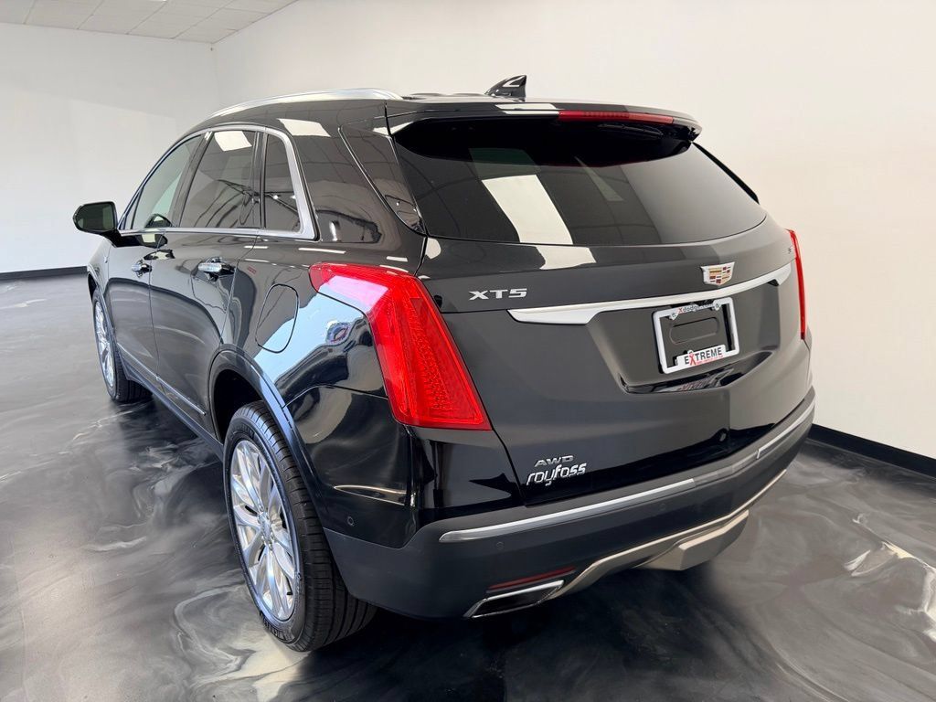 Used 2018 Cadillac XT5 Platinum w/ Driver Assist Package AWD/4WD image 21