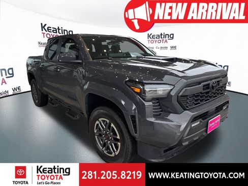 Used 2024 Toyota Tacoma TRD Sport image 1