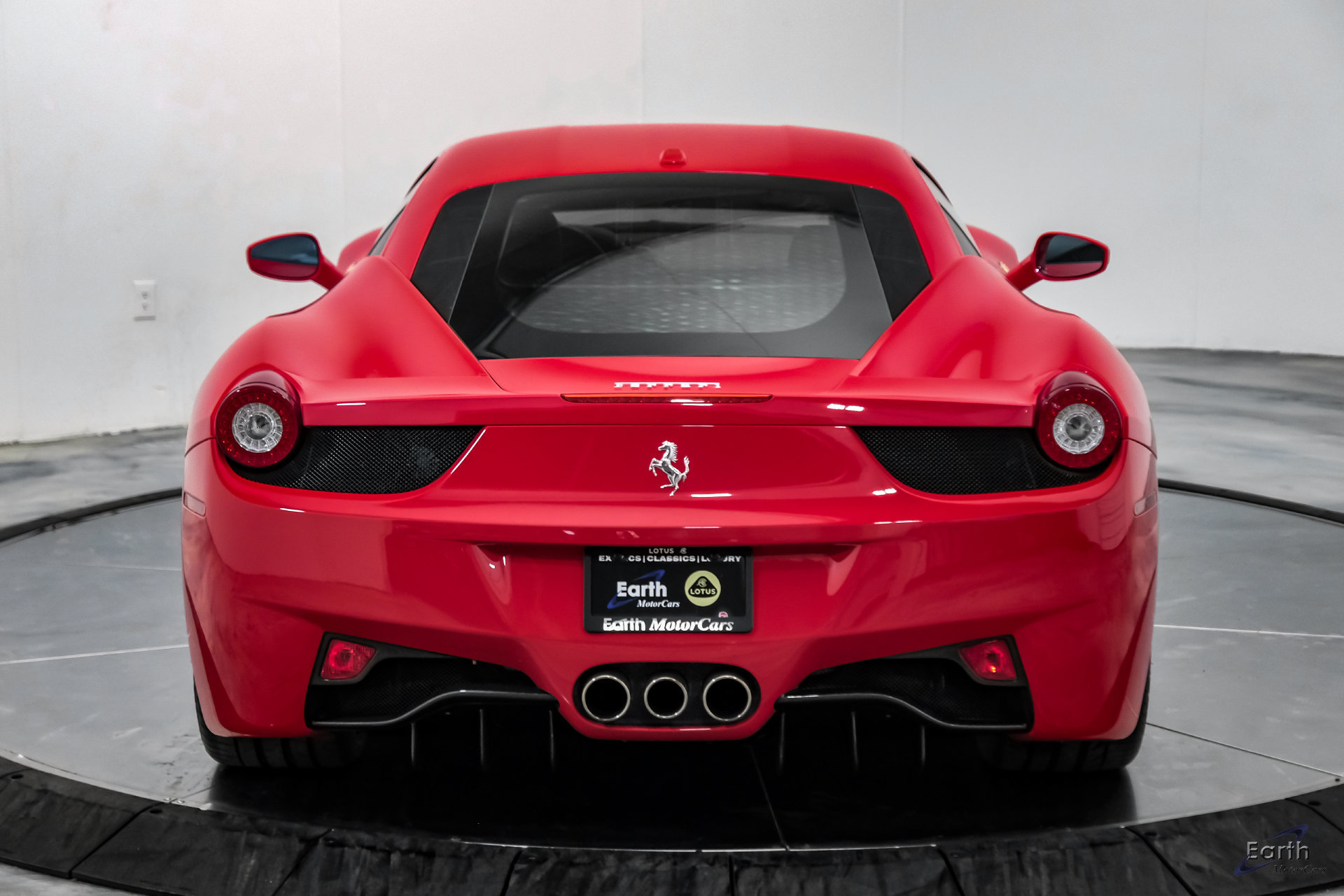 Used 2014 Ferrari 458 Italia Coupe RWD image 16