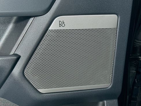 Used 2022 Ford F150 Lariat w/ Equipment Group 502A High image 19