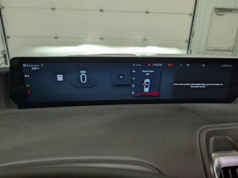 Used 2025 Ford Expedition Platinum AWD/4WD image 18