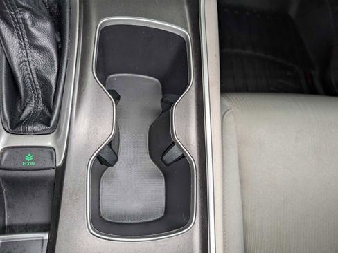 Used 2018 Honda Accord LX image 26