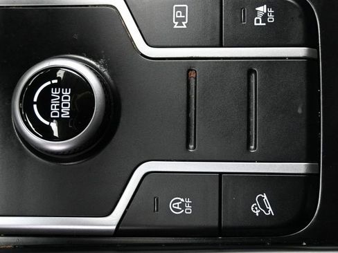 Used 2022 Kia Sorento S image 29