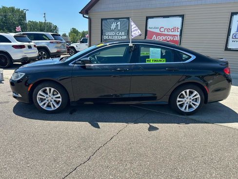 Used 2015 Chrysler 200 Limited FWD image 8