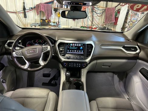 Used 2019 GMC Acadia SLT AWD/4WD image 18