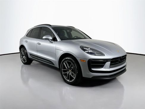 Used 2026 Porsche Macan Turbo AWD/4WD image 9