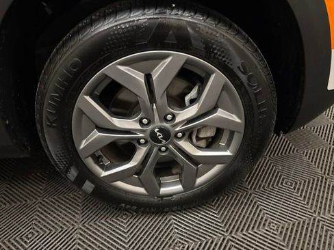 Certified 2024 Kia Seltos S AWD/4WD image 26