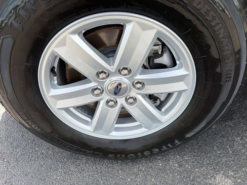 Used 2022 Ford F150 XLT AWD/4WD image 9