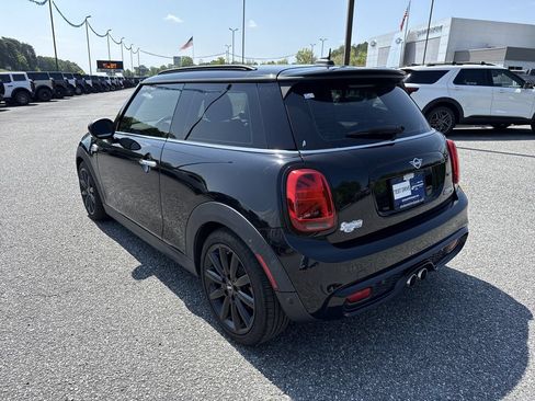 Used 2019 MINI Cooper S FWD image 5